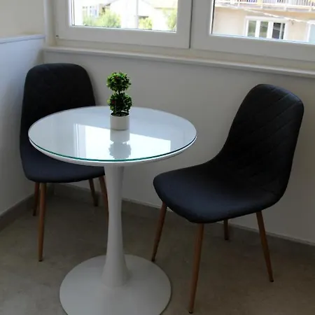 Royal Apartment *